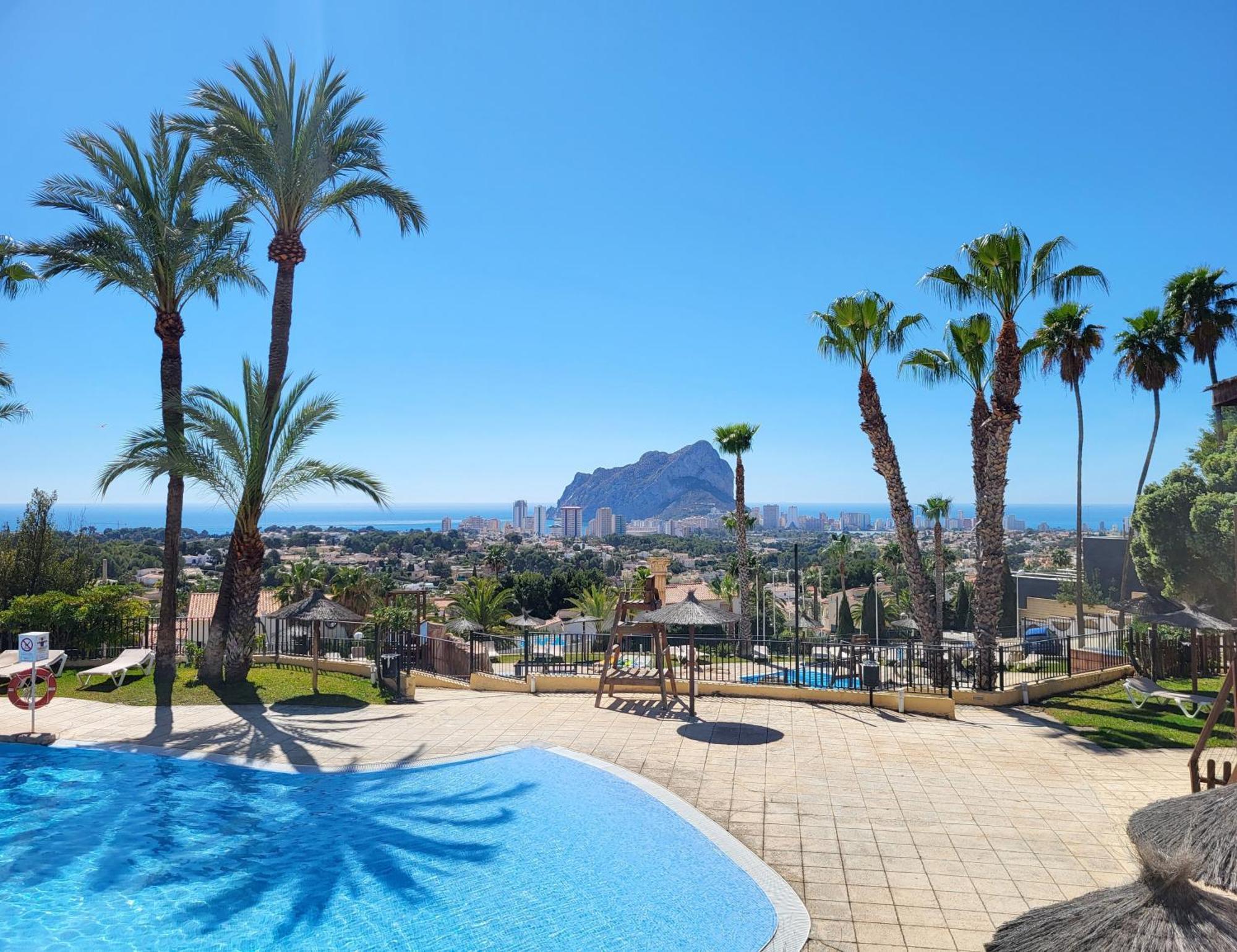 Casa Sunrise - Costa Blanca House With Rooftop, 5 Swimming Pools And Panoramic Sea- And Views At Penon De Ifach Calpe Exterior foto