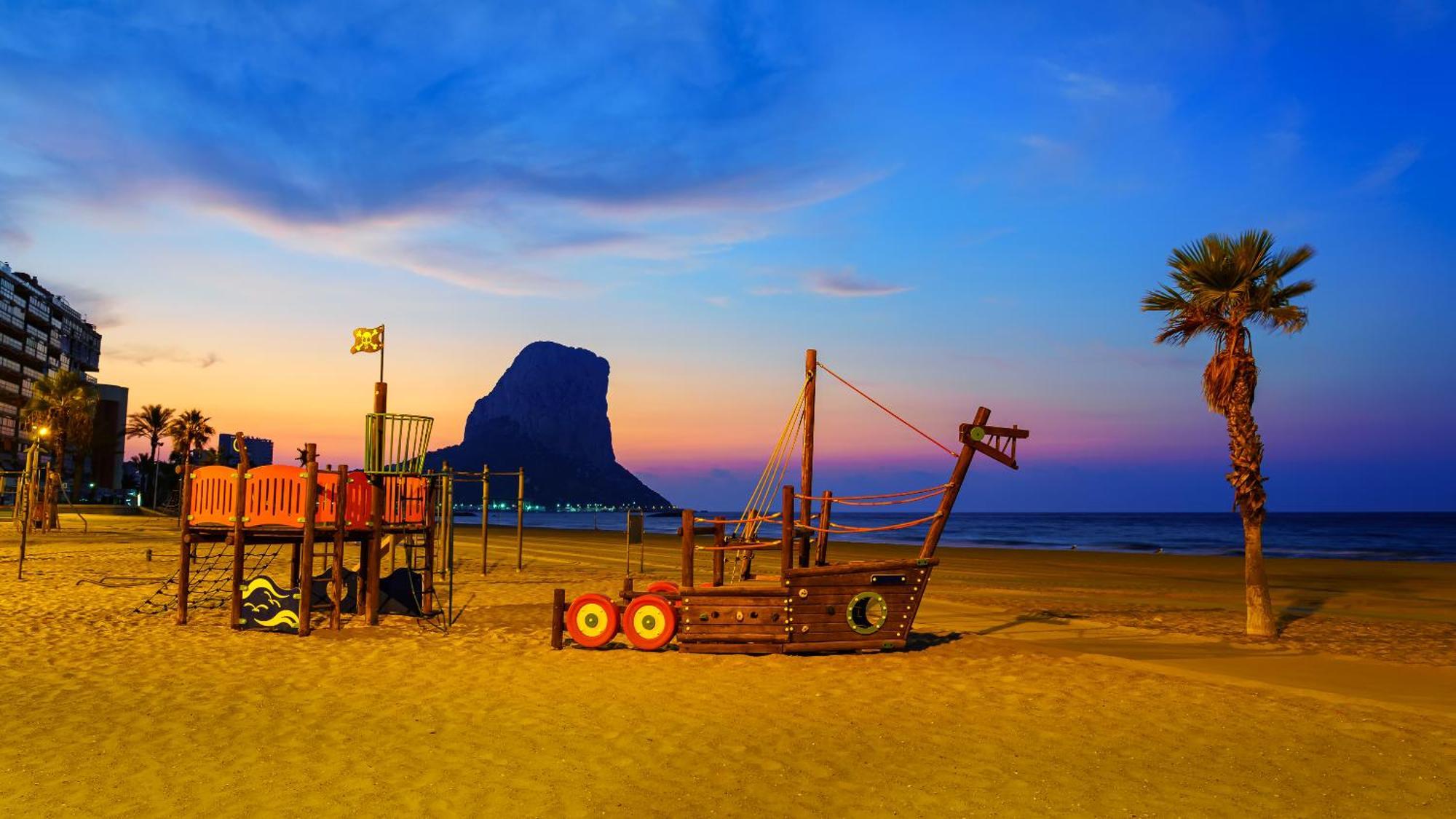 Casa Sunrise - Costa Blanca House With Rooftop, 5 Swimming Pools And Panoramic Sea- And Views At Penon De Ifach Calpe Exterior foto