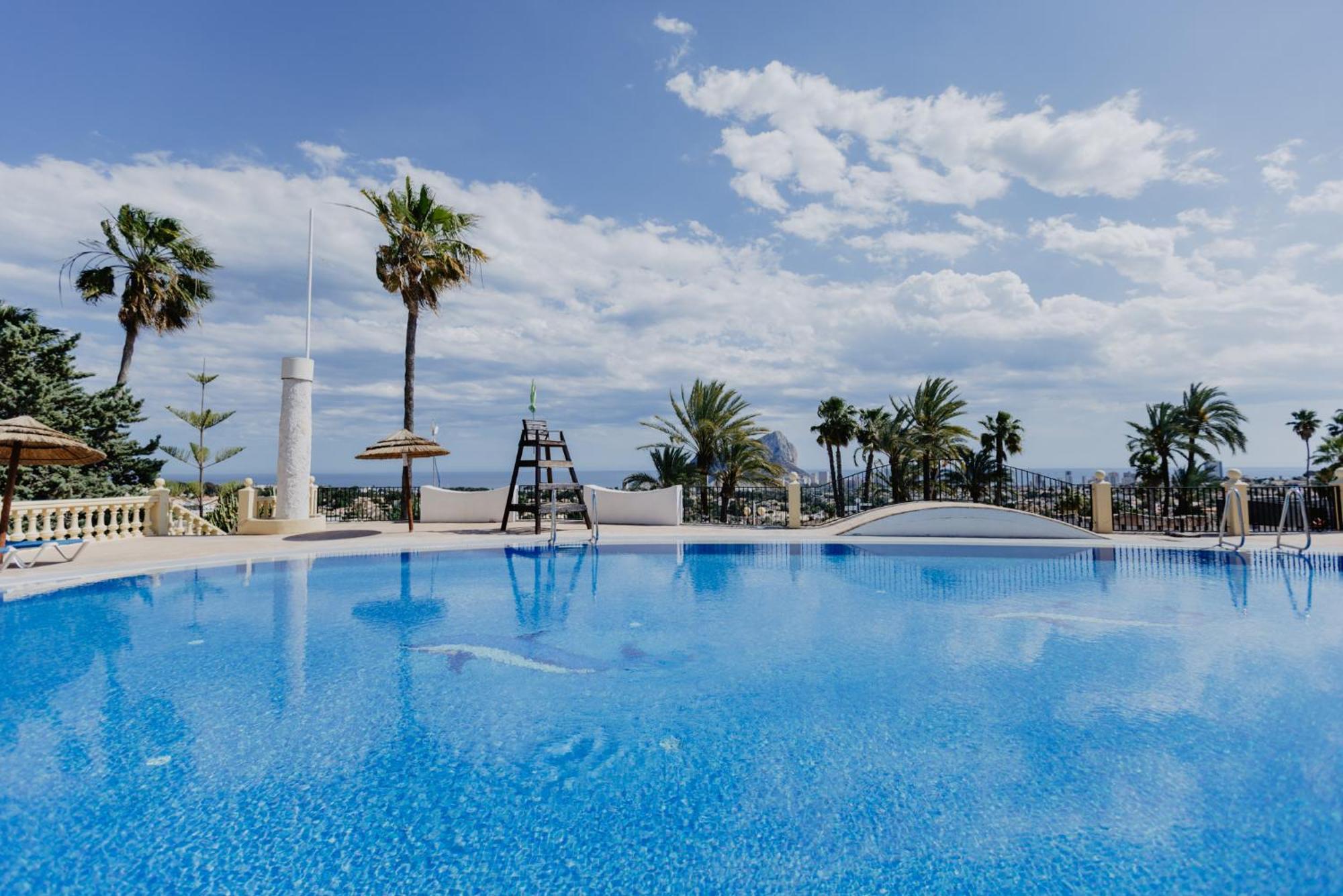 Casa Sunrise - Costa Blanca House With Rooftop, 5 Swimming Pools And Panoramic Sea- And Views At Penon De Ifach Calpe Exterior foto